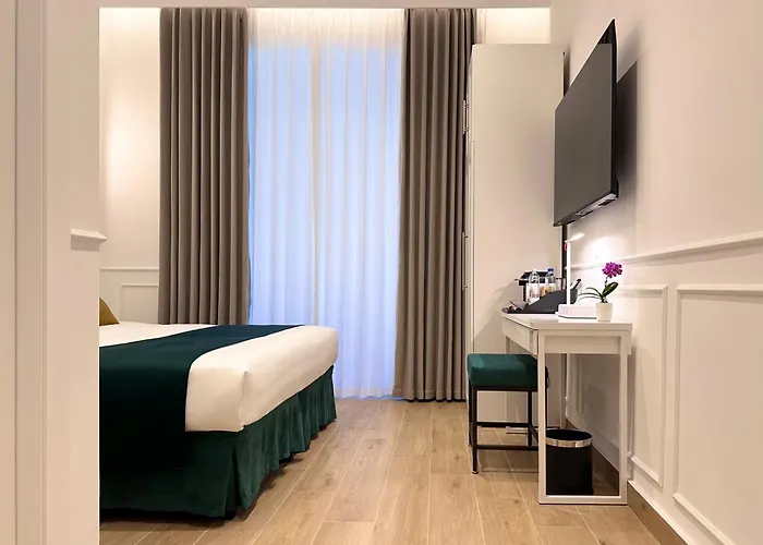 Pensión Nova Luxe 4*